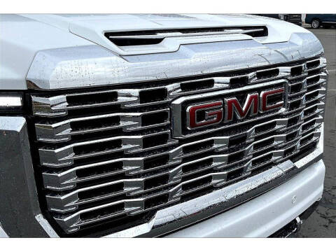 2025 GMC Sierra 3500HD