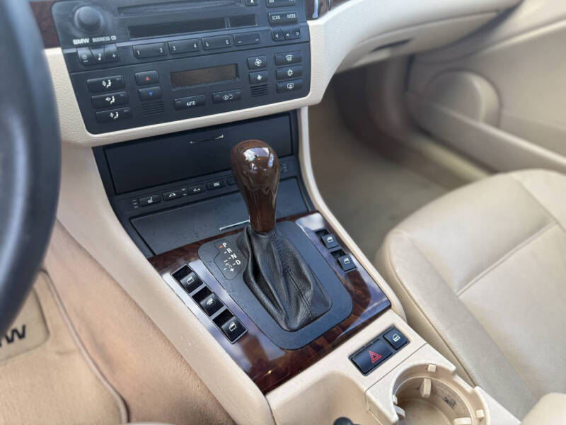 2005 BMW 3 Series 325Ci