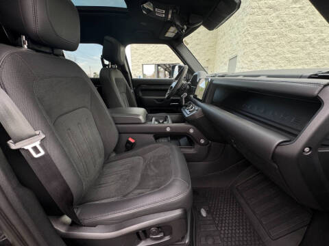 2023 Land Rover Defender