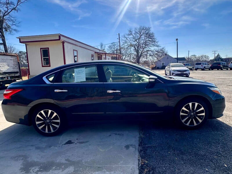 2017 Nissan Altima 2.5 SV