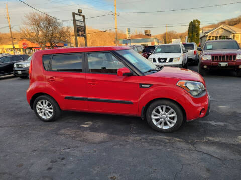 2013 Kia Soul for sale at RIVERSIDE AUTO SALES in Sioux City IA