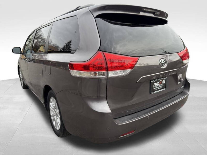 2013 Toyota Sienna