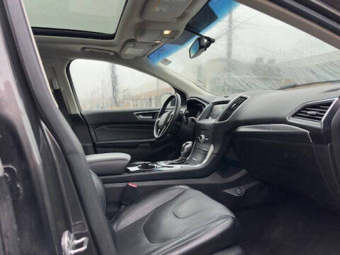 2017 Ford Edge Titanium