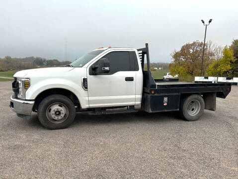 2019 Ford F-350 Super Duty for sale at KA Commercial Trucks, LLC in Dassel MN