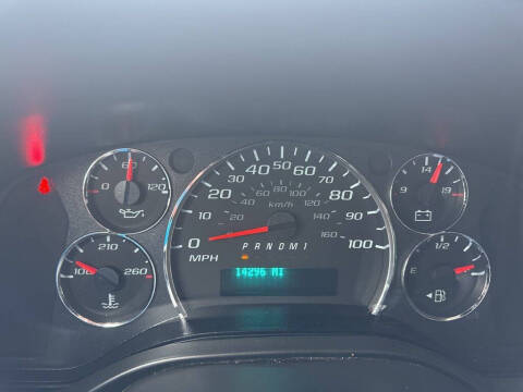 2023 Chevrolet Express 2500