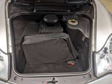 2004 Porsche 911 Carrera 4S