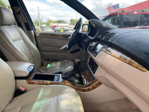 2001 BMW X5 4.4i