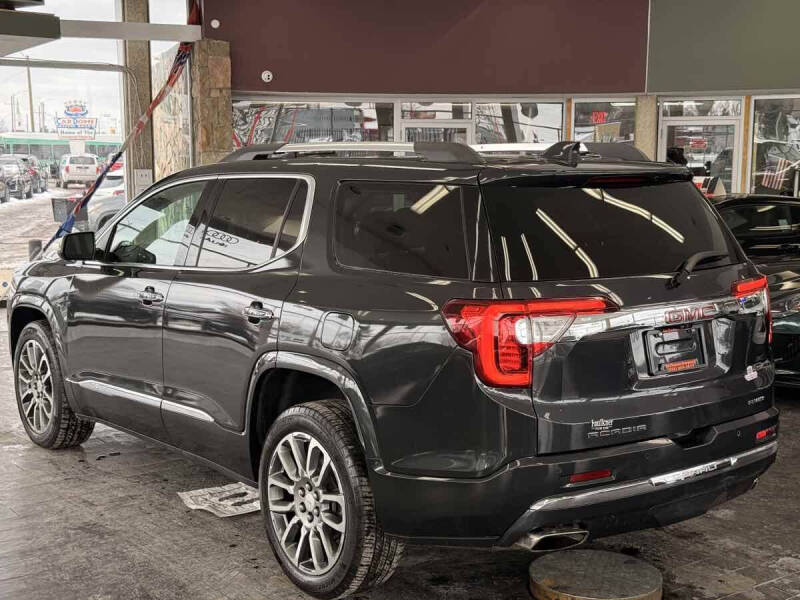 2021 GMC Acadia Denali