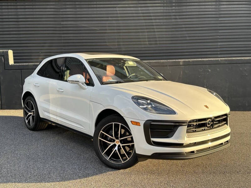 2025 Porsche Macan
