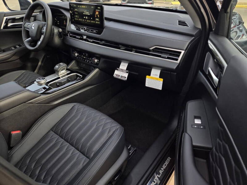 2026 Mitsubishi Outlander SEL