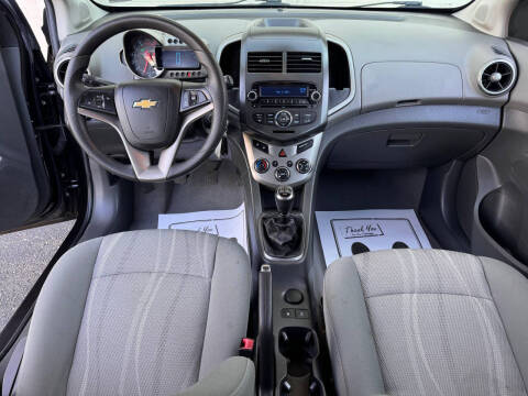 2013 Chevrolet Sonic LT Manual