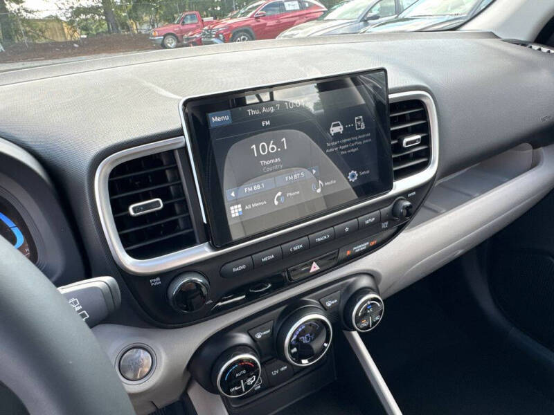 2025 Hyundai Venue SEL