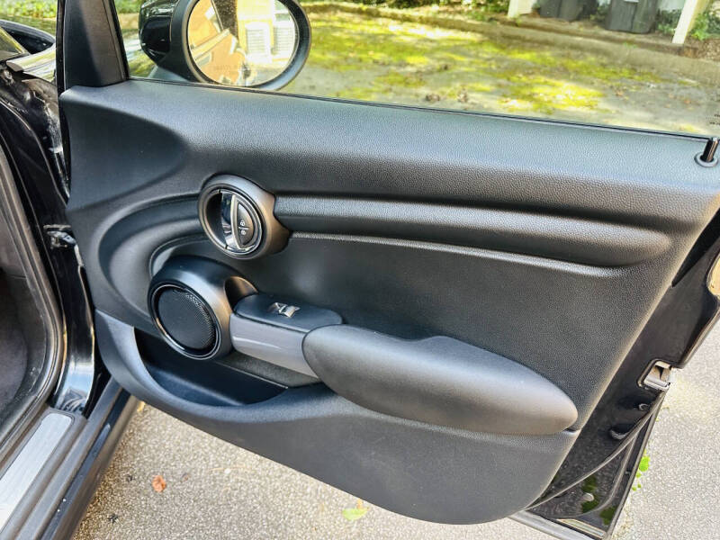 2022 MINI Hardtop 4 Door Cooper