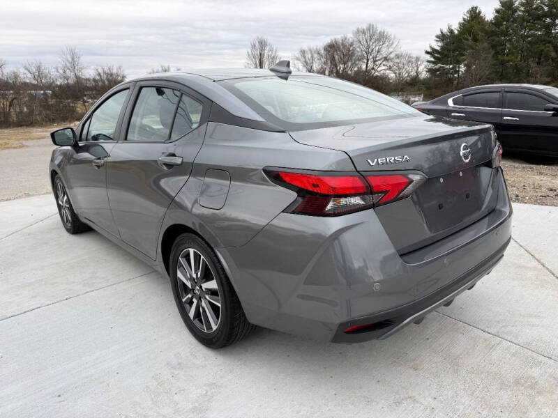 2021 Nissan Versa SV