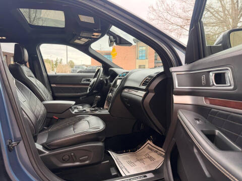 2019 Ford Explorer Platinum