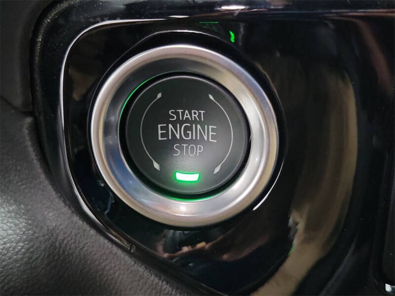 2025 GMC Sierra 1500 Elevation Standard