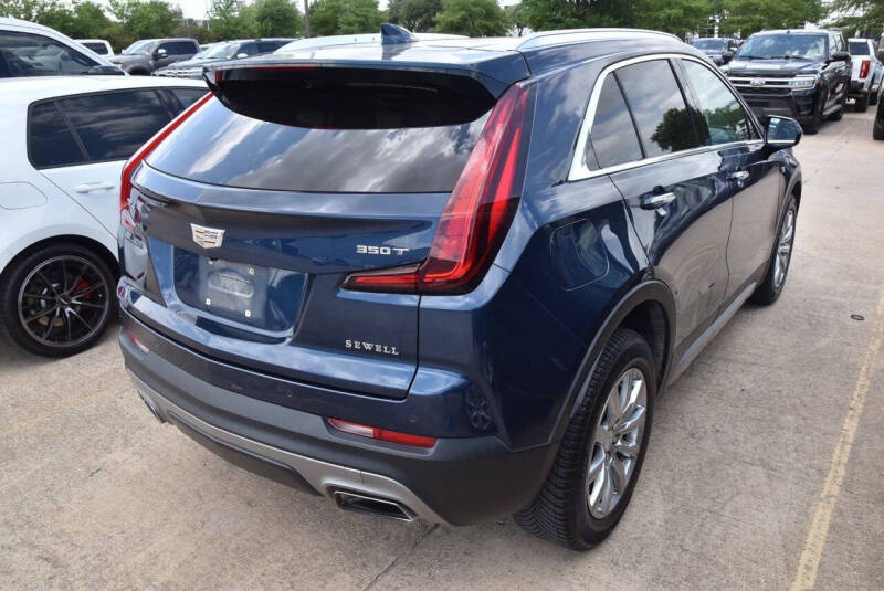 2020 Cadillac XT4 Premium Luxury