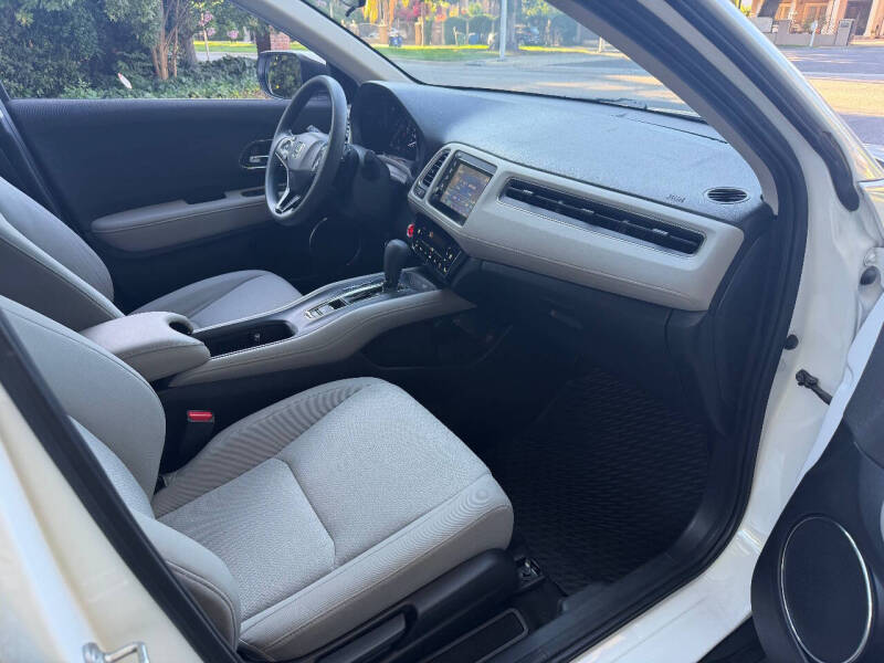 2021 Honda HR-V EX
