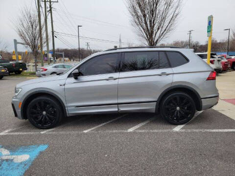 2021 Volkswagen Tiguan SE R-Line Black