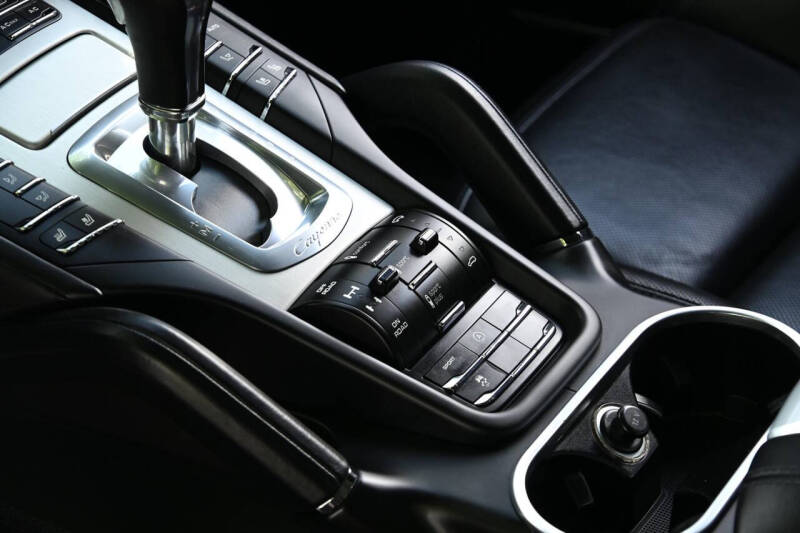 2015 Porsche Cayenne Turbo