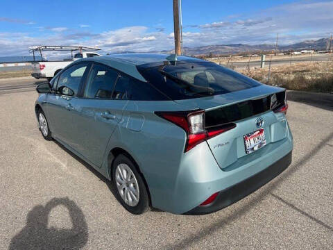 2019 Toyota Prius L Eco
