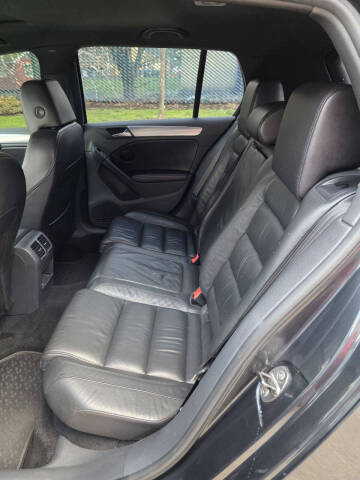 2012 Volkswagen Golf R 4Motion