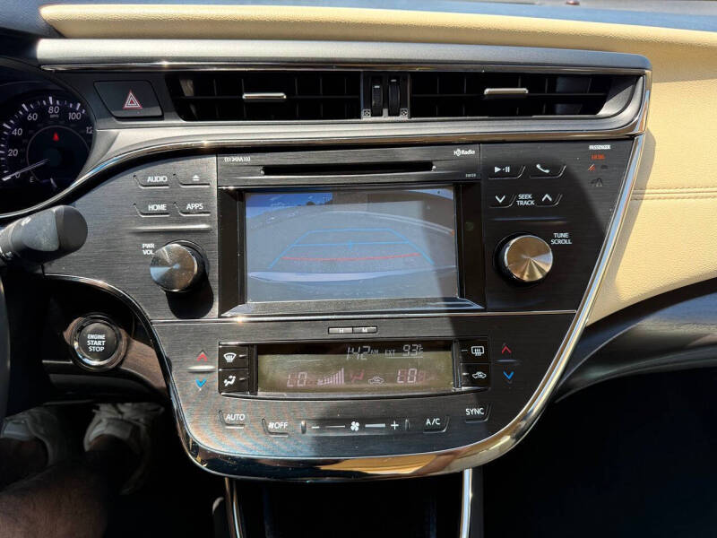 2017 Toyota Avalon XLE
