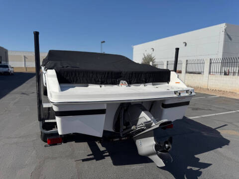 2017 Four Winns 190 Freedom