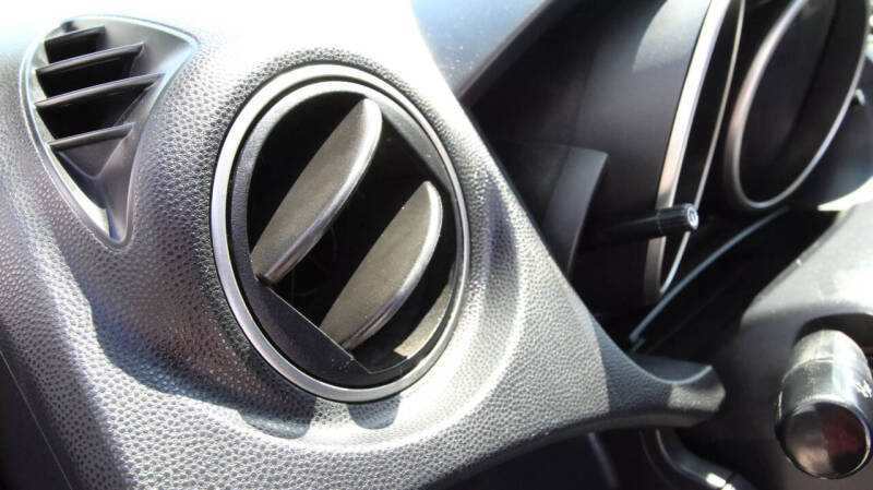 2014 Mazda MAZDA5 Sport