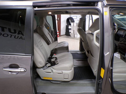 2011 Toyota Sienna XLE 7-Passenger