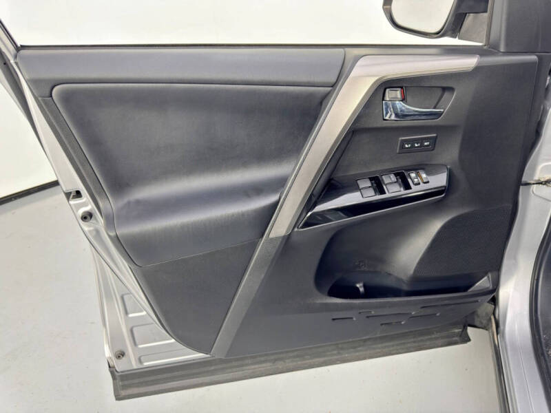 2017 Toyota RAV4 Hybrid Limited