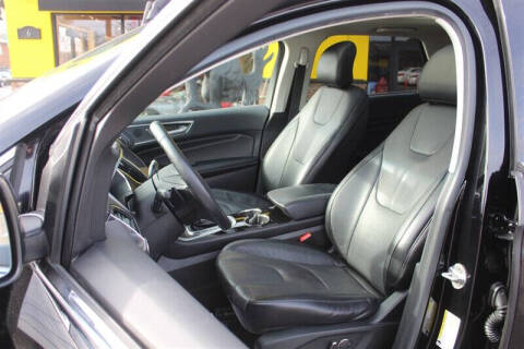 2017 Ford Edge Titanium