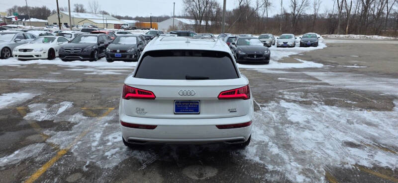 2018 Audi Q5 2.0T quattro Premium Plus