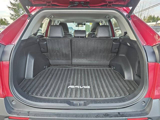 2020 Toyota RAV4 Hybrid XLE