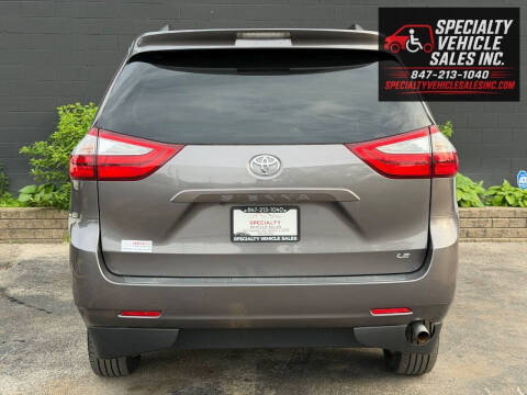 2016 Toyota Sienna LE Mobility 7-Passenger