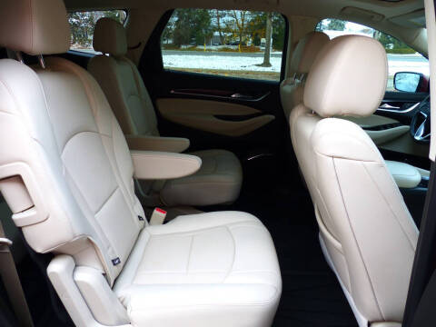 2023 Buick Enclave Essence