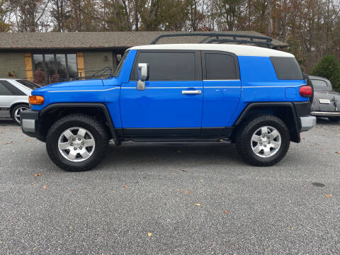 2007 Toyota FJ Cruiser for sale at Orange Bear Motors in Landrum SC