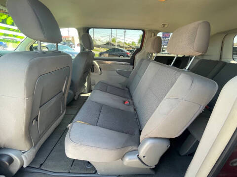 2009 Volkswagen Routan S