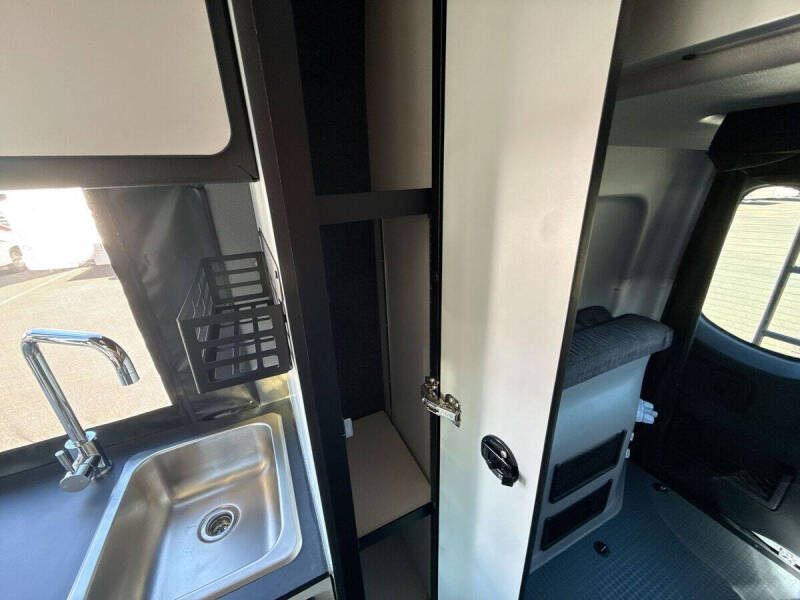 2025 Mercedes-Benz Sprinter