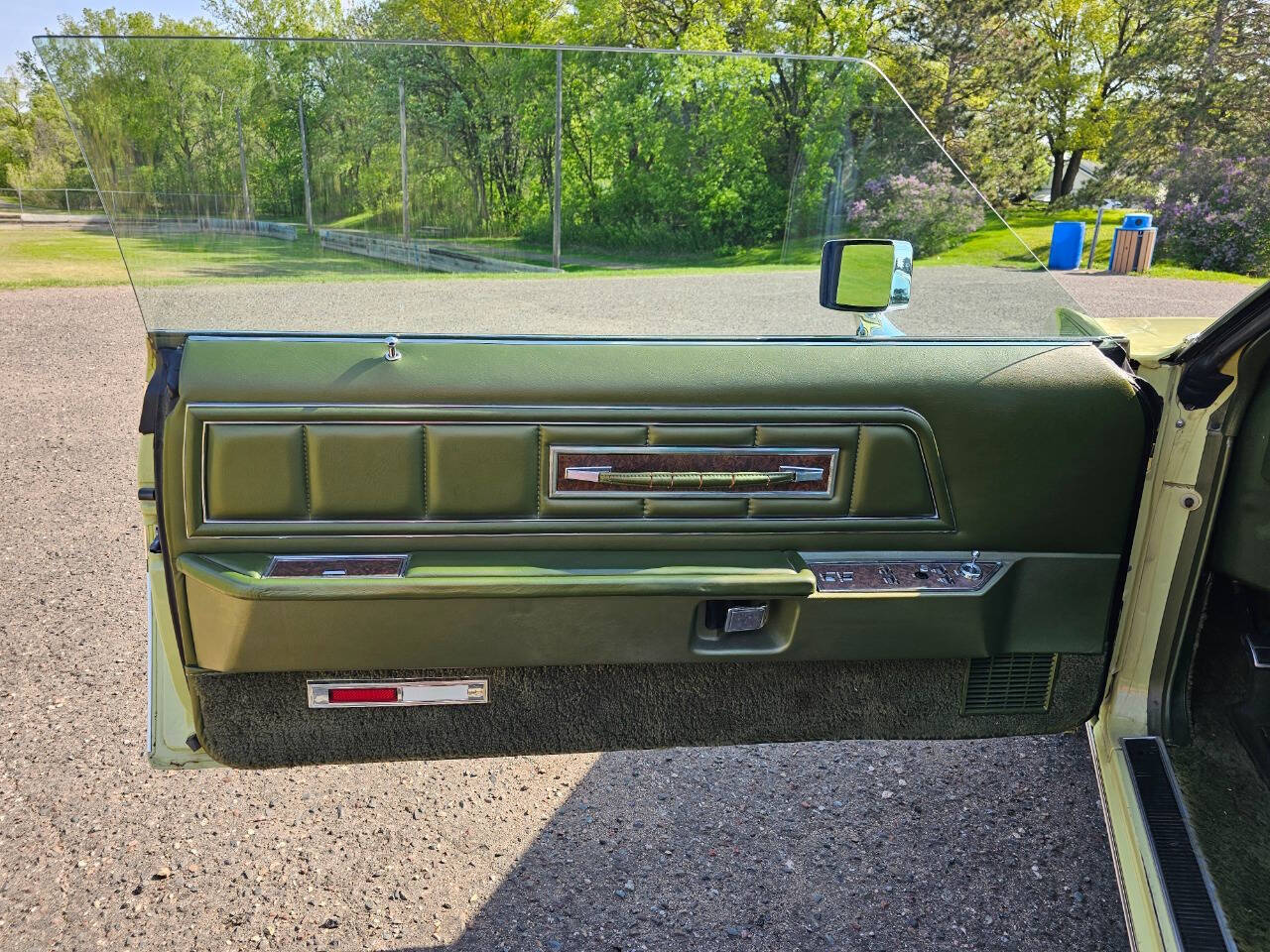 1975 Lincoln Continental 101