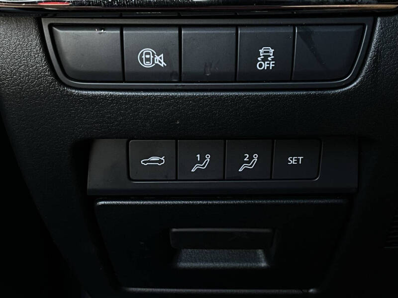 2025 Mazda Mazda3 Sedan 2.5 S Carbon Edition