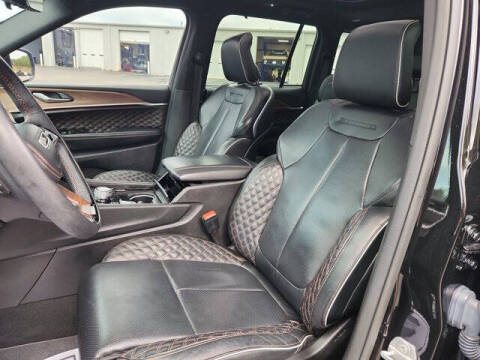 2022 Jeep Grand Cherokee Summit