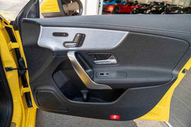 2020 Mercedes-Benz CLA 32