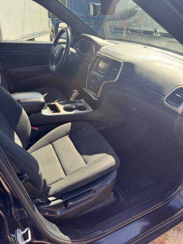 2017 Jeep Grand Cherokee Laredo E