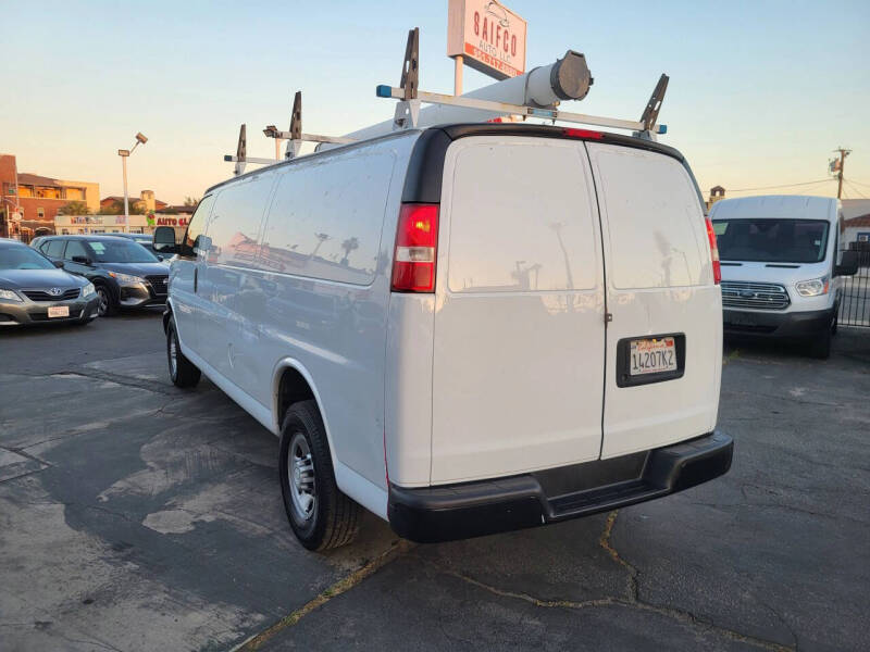2017 Chevrolet Express 2500