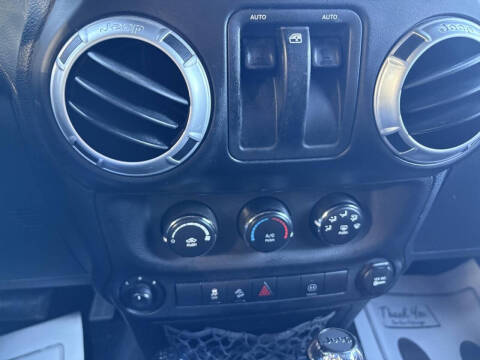 2012 Jeep Wrangler Sahara