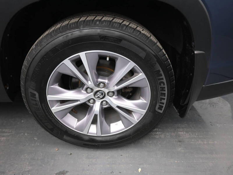 2016 Toyota Highlander LE Plus