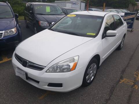 2007 Honda Accord for sale at Howe's Auto Sales in Lowell MA