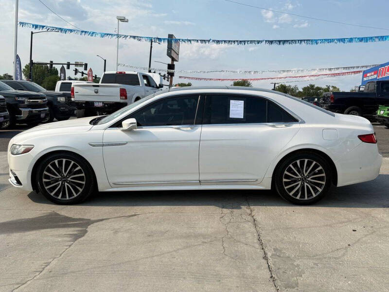 2017 Lincoln Continental Select