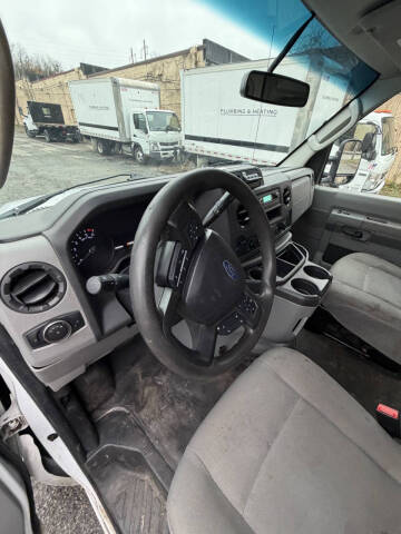 2021 Ford E-Series E-350 SD